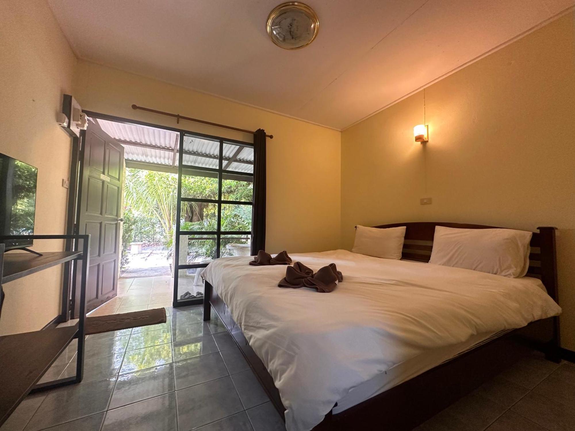 Blue Beach Resort Baanphakrimlay Εξωτερικό φωτογραφία