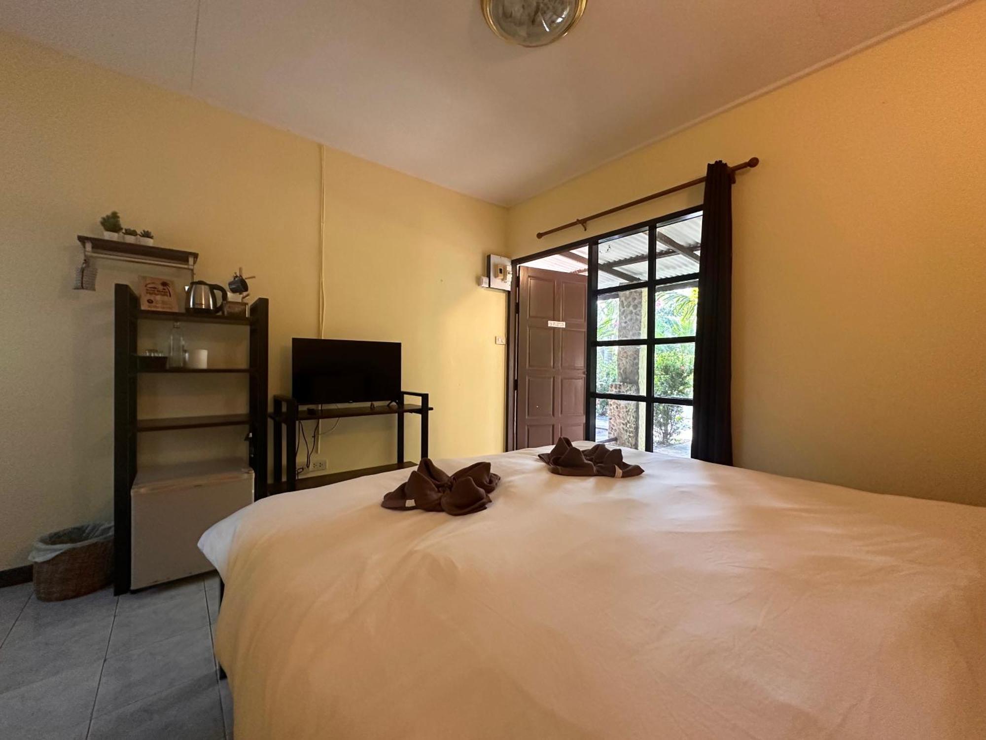 Blue Beach Resort Baanphakrimlay Εξωτερικό φωτογραφία
